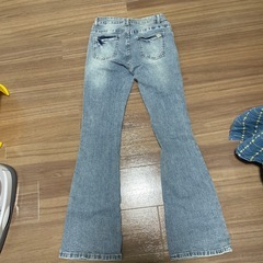 SHEIN ブーツカットデニム W26 L32 股下７５センチの画像