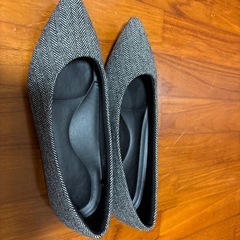 新品　未使用　パンプス　２４センチの画像