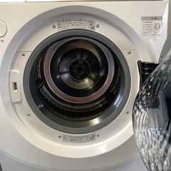 SHARP☆ドラム式洗濯機パワフル大容量で洗濯性能が高い右に開くドア分解清掃メンテナンスもしてある安心の日本メーカーの画像