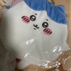 ちいかわ　ハチワレまんまるポーチ新品