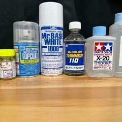 模型•プラモデル•ガンプラ　塗料•溶剤セットの画像