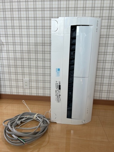 三菱　エアコン　クーラー　冷房　室外機　家電　【三連休特別価格｜お値下げ中…早い者勝ち】  三菱ルームエアコン 冷房・暖房兼用 セパレート形空冷式 室内機 形名 MSZ-RK2520-M 室内機総質量　14 kg 製造年　2020年製 製造番号　00101913 リモコン送信機形名　YU192 三菱電機株式会社