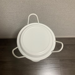🌟ニトリのスチール製傘立て（ホワイト）お譲りします【未使用品】🌟の画像