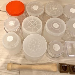 クワBOX、クリアボトル、ハンドプレス等詰め合わせ（使用済み）の画像