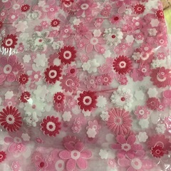 レースカーテン花柄の画像