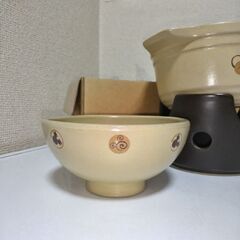 未使用ディズニーひとり土鍋（深型）コンロセット蓋がそのままお茶碗になります！の画像
