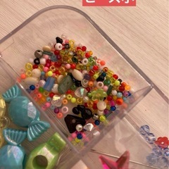 ビーズ　種類大　小物　ハンドメイド材料の画像
