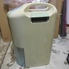 【急募！引き取り可能な方】除湿器の画像