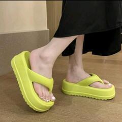 厚底ビーチサンダル