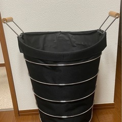 洗濯物入れ