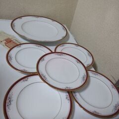 新品未使用Noritake ノリタケ  ヴィラヘブンプレート　大皿 1枚小皿5枚の画像
