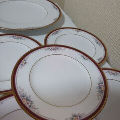 新品未使用Noritake ノリタケ  ヴィラヘブンプレート　大皿 1枚小皿5枚の画像