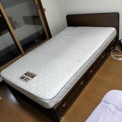 セミダブルベッド