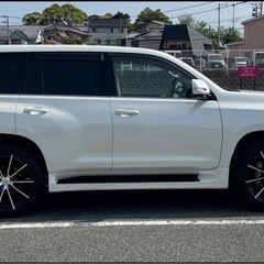 ラウンドクルーザー　プラド　１５０系最終型　後期の画像
