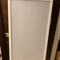 【美品】3連パーテーション 衝立　折りたたみ式 　100-SPT020W 　半透明 　360°回転 キャスター 　アルミ の画像