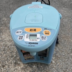 電気ポットの画像