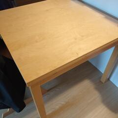 IKEA ダイニングテーブル　BJURSTA