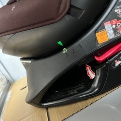 エールべべ　チャイルドシートの画像