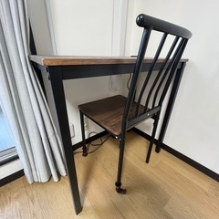 テーブル、
イス