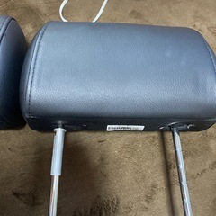ヘッドレストモニター(汎用品)の画像