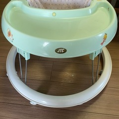歩行器