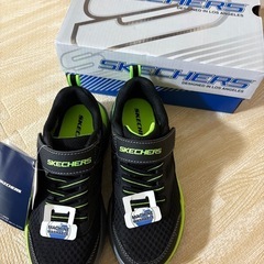 スケッチャーズ　スニーカー　200cm