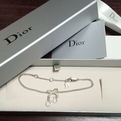 ★再値下↓会わずにお取引★クリスチャンディオールのブレスレット★Diorシルバーカラー★誕生日プレゼントハイブランド★新品★の画像