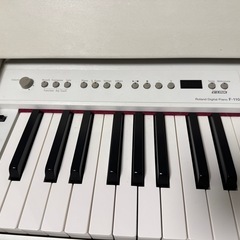 ※受付終了【引取限定、訳有】Roland Digital Piano F-110 白の画像