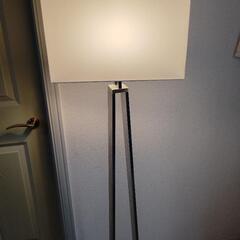 IKEA 間接照明