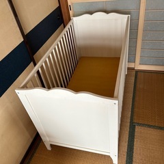 無料！早いもん勝ち！ベビーベッド白の画像