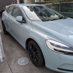 ボルボ V40 T2（2018年式・2019年モデル）の画像