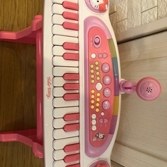 キティ電子ピアノ　おもちゃの画像