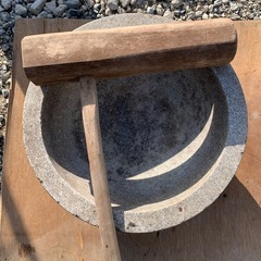 餅つき　石臼　