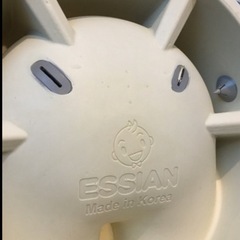 定価18000円程　ESSIAN×PUPPAPUPO P-edition ベビーシート ベビーチェア テーブル付き ベビーソファ ローチェア ハイチェア プッパプーポ　ペールウッド の画像