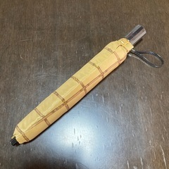 【新品未使用】ブランド折りたたみ傘　ルチアーノソプラーニ　ベージ...