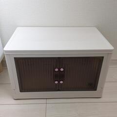 プラスチック収納ケース