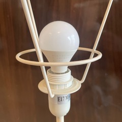 IKEA スタンドライトの画像