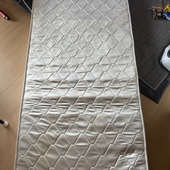 【受け渡し予定者確定済み】マットレス　シングル　ニトリ