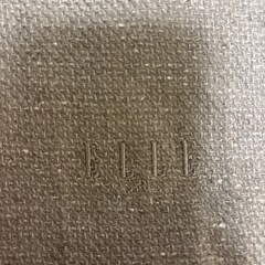 クリーニング済みストールの画像