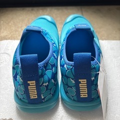 PUMA夏用スニーカー19.0cmの画像