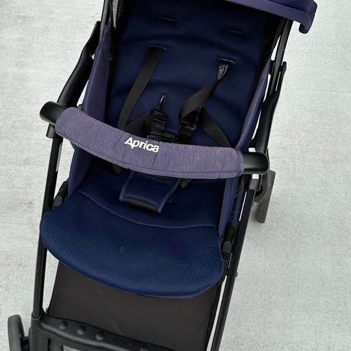 アップリカ クルリー ベビーカー