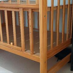 ベビーベッドの画像