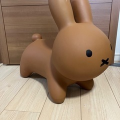 ブルーナボンボン　茶色