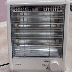ゼピール 600W電気ストーブの画像