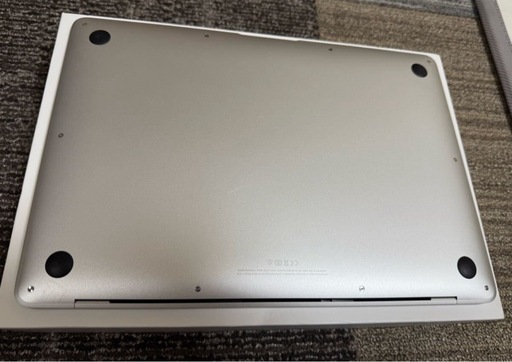 【美品】MacBook air 13インチ 2020年モデル メモリ8GB Core i3 バッテリー正常 Apple