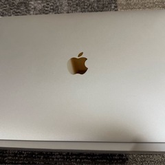 【美品】MacBook air 13インチ 2020年モデル メ...