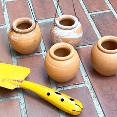 素焼のミニ壺