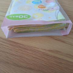 おてがるエプロン 紙エプロン ベビーエプロンの画像