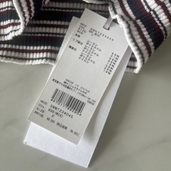 新品タグ付き）スナイデル　オフショルニットの画像