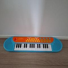 キーボードおもちゃの画像